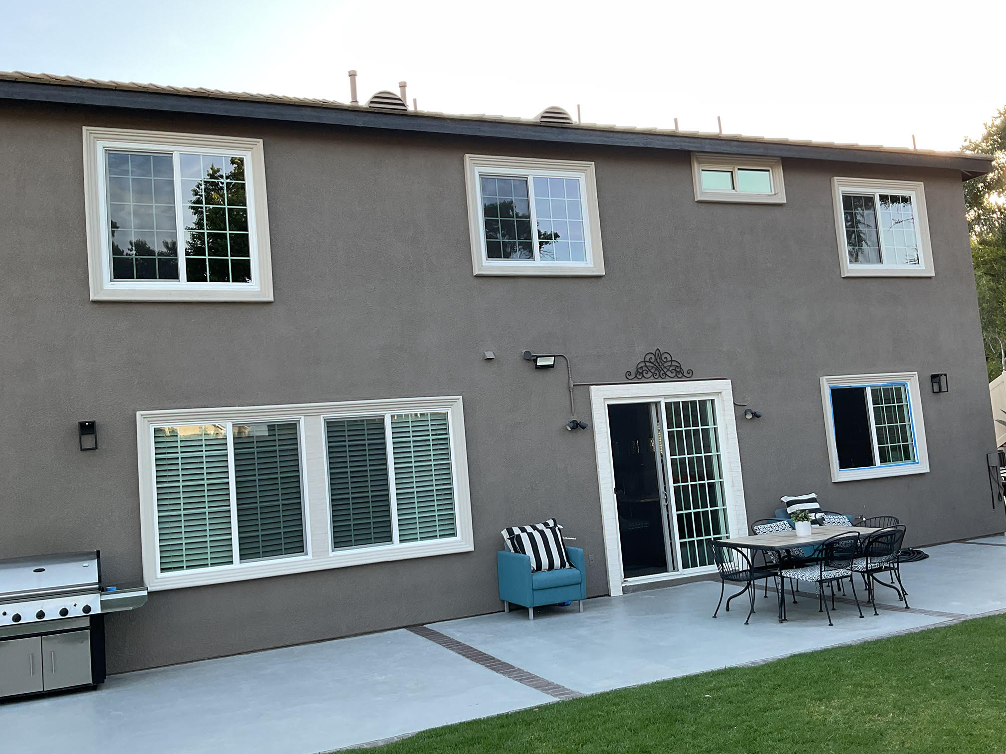 An example of our work. Un ejemplo de nuestro trabajo.