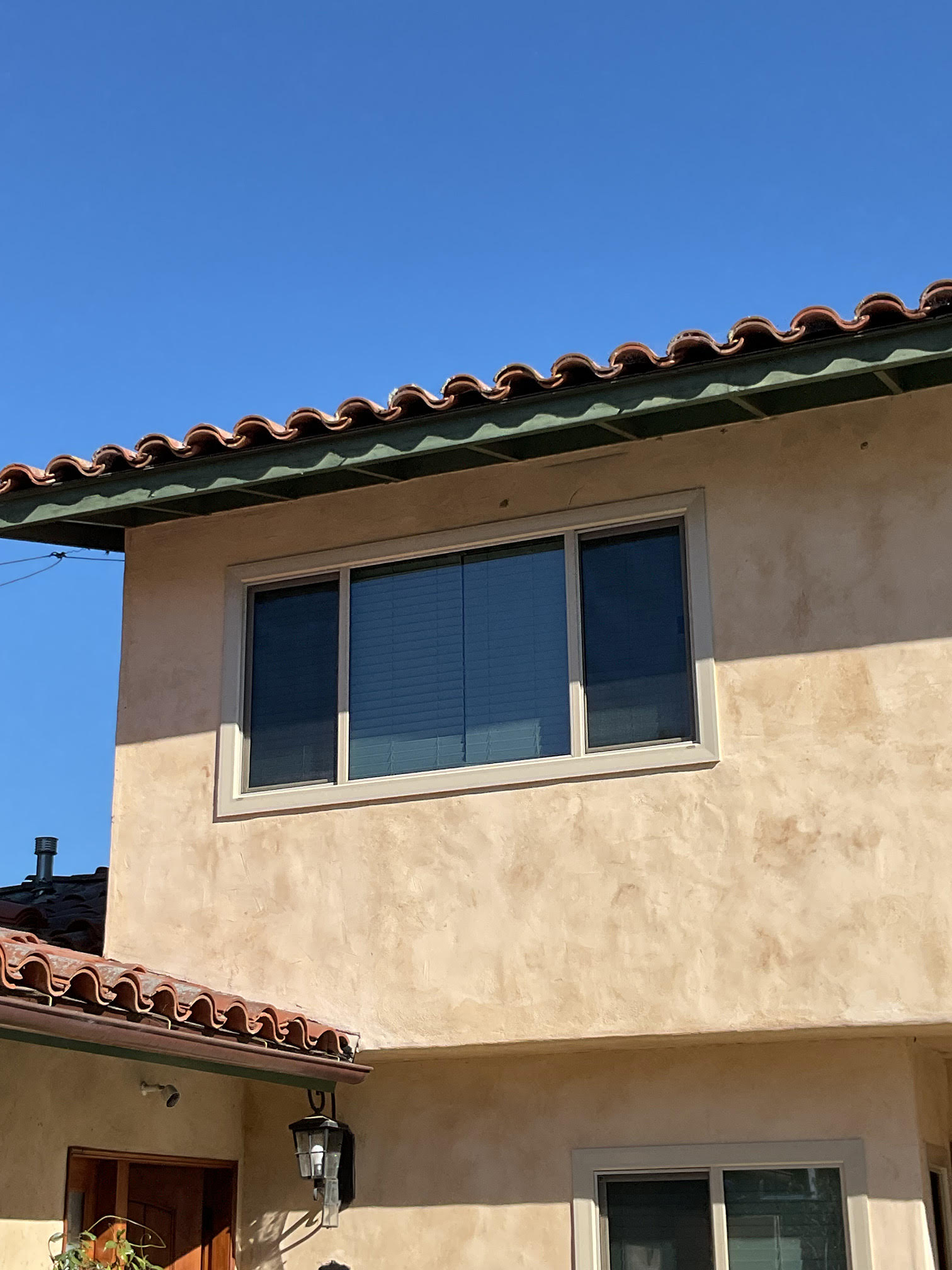 An example of our work. Un ejemplo de nuestro trabajo.