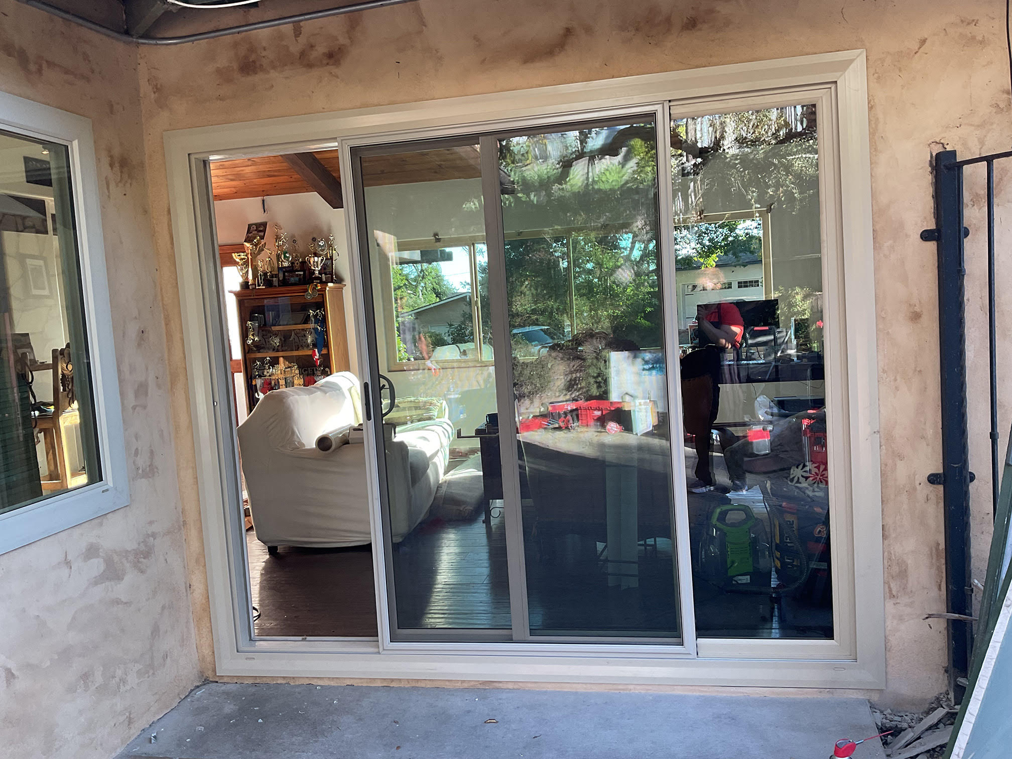 An example of our work. Un ejemplo de nuestro trabajo.