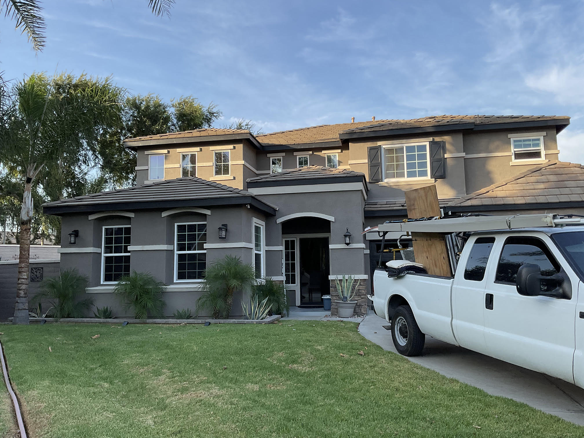 An example of our work. Un ejemplo de nuestro trabajo.